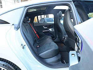 Mercedes-Benz EQE 43 AMG 4M 4 navigation