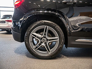 Mercedes-Benz GLA 180 Edition AMG Line AHK 5 navigation