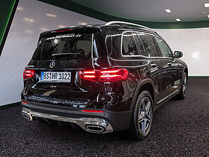 Mercedes-Benz GLB 200 GLB 200d AMG Line 3 navigation
