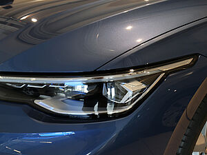 Volkswagen Golf VIII Variant 1.5 TSI Life 35 navigation
