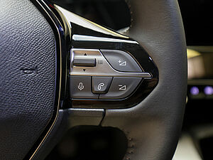 Peugeot 308 SW Allure PureTech 130 22 navigation
