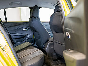 Peugeot 208 Neuer Allure PureTech 100 4 navigation