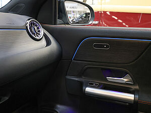 Mercedes-Benz GLA 180 AMG Sport Advanced Plus 17 navigation