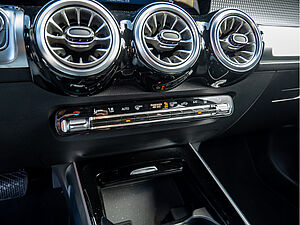 Mercedes-Benz EQB 300 4M Progressive Advanced 12 navigation