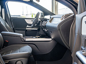 Mercedes-Benz GLA 180 AMG Advanced Plus 2 navigation
