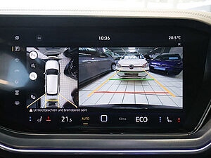 Volkswagen Touareg R-Line 3.0 TDI 4M 18 navigation
