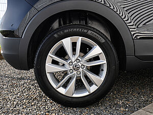 Volkswagen T-Cross Life 1.0 l TSI DSG 6 navigation