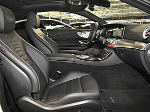 Mercedes-Benz E 450 4M Coupé AMG Line 3 navigation