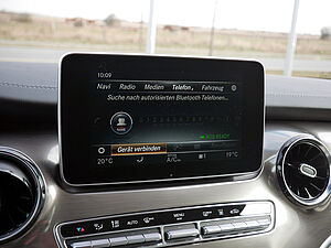 Mercedes-Benz V 300 d 4M Exclusive Edition Lang AMG 30 navigation