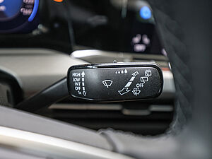 Volkswagen Golf VIII Life 1,0 l TSI 30 navigation