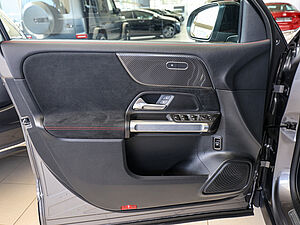 Mercedes-Benz GLB 250 4M AMG Sport Advanced Plus 31 navigation