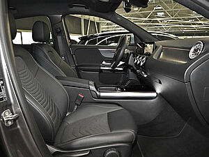 Mercedes-Benz EQA 300 4M Progressive Advanced Facelift 2 navigation