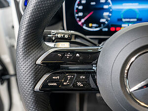 Mercedes-Benz GLC 300 de 4M AMG Sport Premium 13 navigation