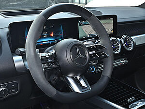 Mercedes-Benz GLB 35 AMG 4M 28 navigation
