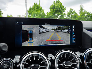 Mercedes-Benz GLA 220 d 4M AMG Sport Premium 11 navigation