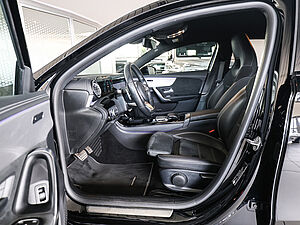 Mercedes-Benz A 250 e AMG Sport 10 navigation
