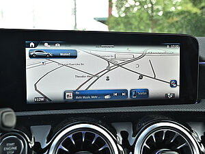 Mercedes-Benz A 200 Limo AMG Sport Advanced Plus 11 navigation