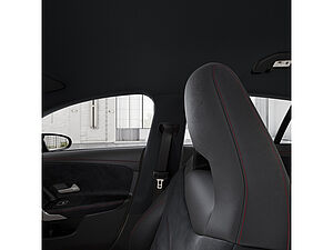Mercedes-Benz CLA 200 SB AMG Sport Advanced Plus 17 navigation