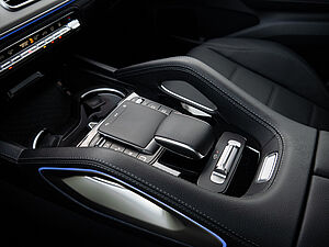 Mercedes-Benz GLE 450 4M AMG Line 18 navigation