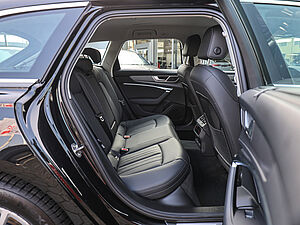 Audi A6 Avant advanced 40 TDI quattro S tronic 4 navigation