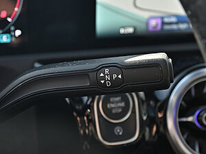 Mercedes-Benz A 180 Progressive 19 navigation