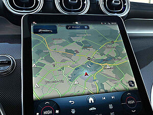 Mercedes-Benz GLC 200 d 4M AMG Line 9 navigation