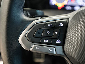 Volkswagen Golf VIII EDITION 50 1.5 eTSI 20 navigation