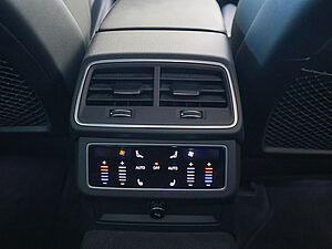 Audi A6 Limousine design 50 TFSI e quattro S tronic 9 navigation