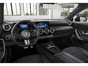 Mercedes-Benz CLA 180 Coupé AMG Sport Advanced Plus 2 navigation