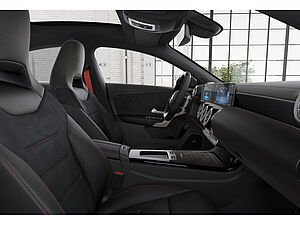 Mercedes-Benz CLA 35 AMG 4M Coupé Premium Aero 8 navigation