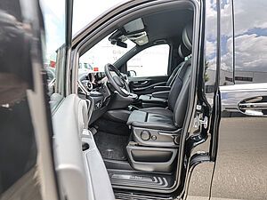 Mercedes-Benz V 300 d AVANTGARDE Lang 8 navigation