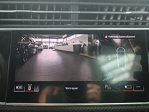 Audi RS Q8 SUV performance 13 navigation