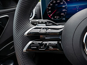 Mercedes-Benz C 200 T AMG Line 15 navigation