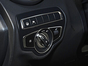 Mercedes-Benz C 200 Cabrio AMG Line 22 navigation