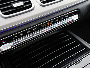 Mercedes-Benz GLE 400 d AMG 4M Coupe 14 navigation
