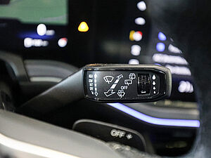Volkswagen Touareg R-Line 3.0 TDI 4M 30 navigation