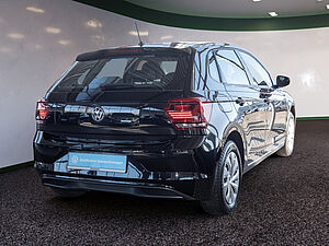 Volkswagen Polo VI 1,0 Comfortline 3 navigation