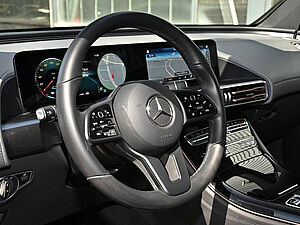 Mercedes-Benz EQC 400 4M 28 navigation