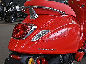 Vespa Primavera 125 E5 RED 11 navigation