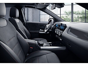 Mercedes-Benz GLA 250 AMG Line 8 navigation