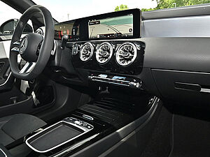 Mercedes-Benz CLA 220 d Coupé AMG Line 6 navigation