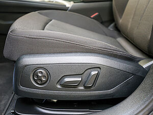 Audi A4 Avant advanced 40 TDI quattro S tronic 30 navigation