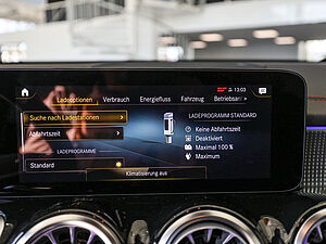 Mercedes-Benz EQB 300 4M AMG Sport Advanced 12 navigation