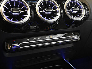 Mercedes-Benz B 220 d Progressive 13 navigation