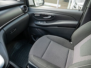 Mercedes-Benz V 220 d AMG 14 navigation
