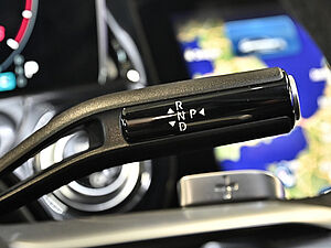 Mercedes-Benz E 220 d 4M T AMG Sport Premium Superscreen 19 navigation