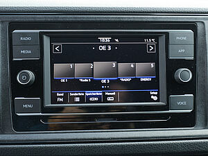 Volkswagen Crafter KA 35 mittellang Hochdach FWD 11 navigation