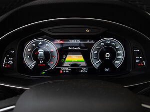 Audi Q8 55 TFSI e quattro 20 navigation