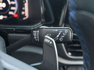 Volkswagen T-Roc R 2.0 TSI 4M DSG 27 navigation