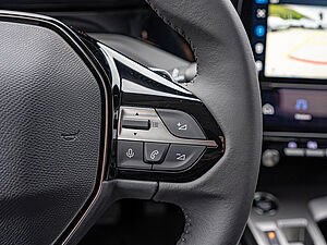Peugeot 308 Allure PureTech 130 EAT8 15 navigation